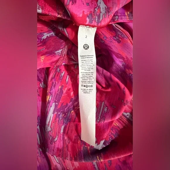 Lululemon NWT Women’s Fast And Free HR Tight 25” Pockets. Pow Pink Multi. Size 2 - Picture 5 of 16